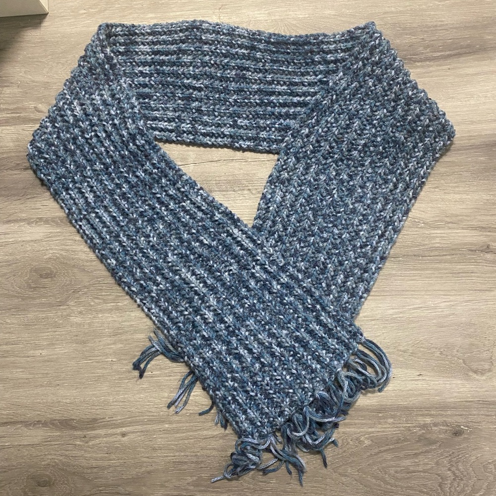 Lovely scarf very soft